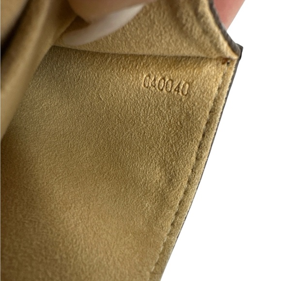 Louis Vuitton Vintage Monogram Canvas Pochette Twin GM Shoulder Bag - Picture 8 of 17